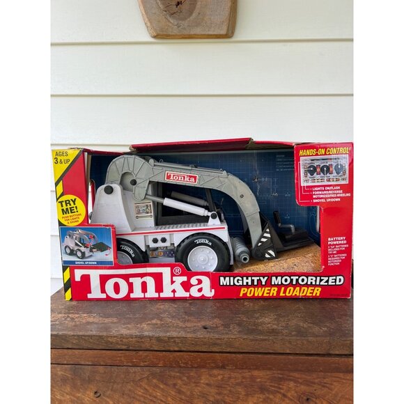 Tonka Mighty Motorized Power Loader With Hands-On Controls & Realistic Lights - Picture 1 of 6